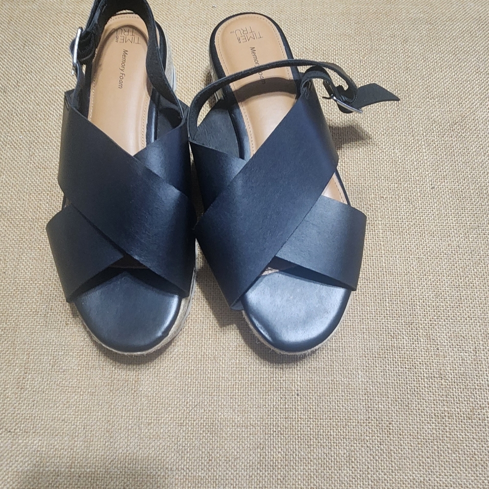 Women's platforms